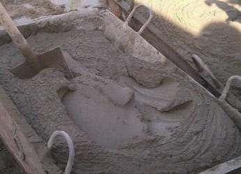 A cement-homok esztrich fő típusai és összetevőinek aránya. Gyártási lépések