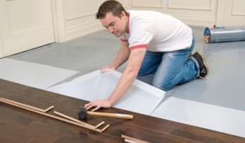 Laminált padlóburkolati munkák szakszerű kivitelezése
