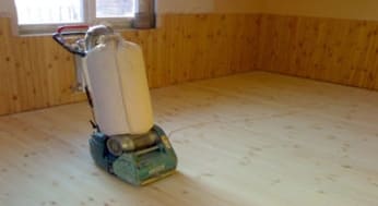 A padló kiegyenlítésének és előkészítésének jellemzői a linóleum lerakásához, a munka szakaszai