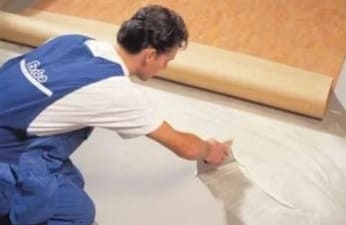 Hogyan ragasztják a linóleumot a betonpadlóhoz: a ragasztók kiválasztása, előnyei