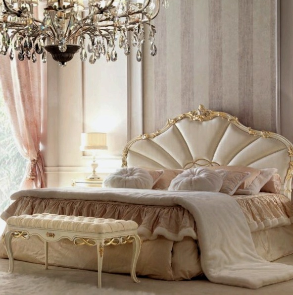 Olasz luxus hálószobák: bútorkészletek és textíliák áttekintése
