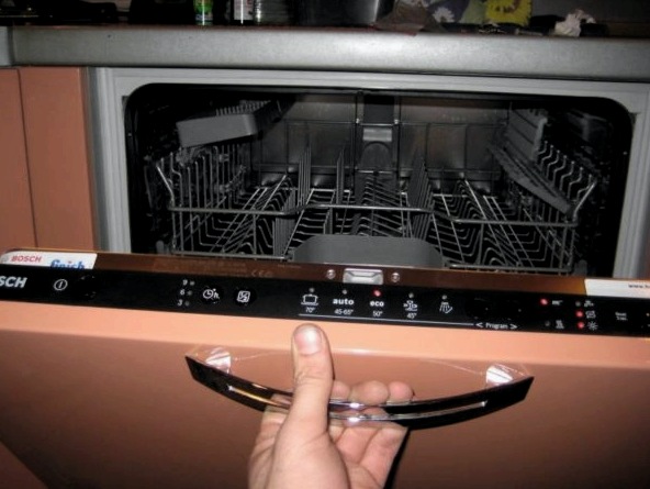 A mosogatógép csatlakoztatásának szabályai és követelményei