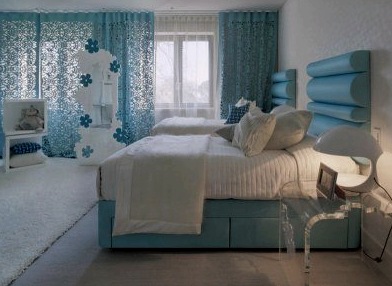 Kék árnyalatú hálószoba – nem lesz unalmas és hideg