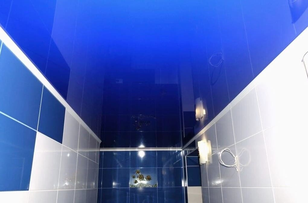 Fürdőszoba mennyezet színe