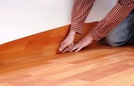 Do-it-yourself linóleum padlóburkolat: lépésről-lépésre útmutató