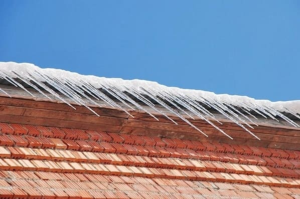 a tető védelme a jégtől