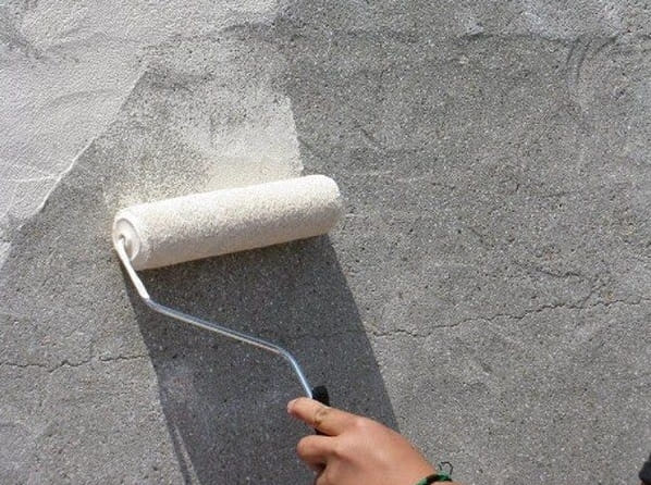 hogyan kell alkalmazni a beton kontakt habarcsot fotókon