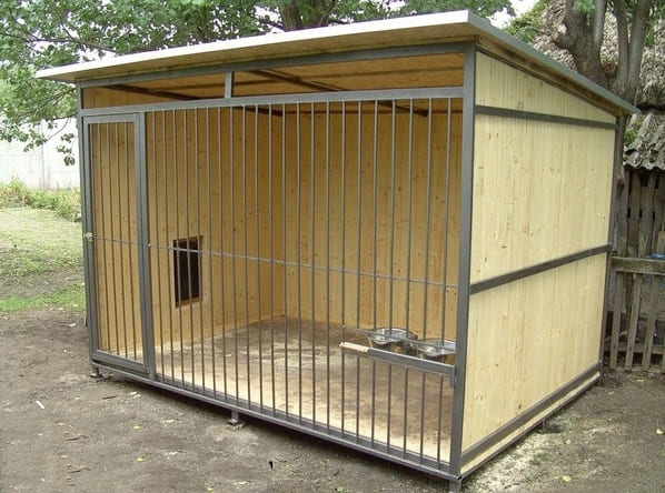 Hogyan építsünk egy madárház egy kutya fotóhoz