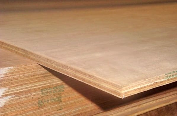 Hogyan kell kiegyenlíteni egy fapadlót rétegelt lemezzel fotó