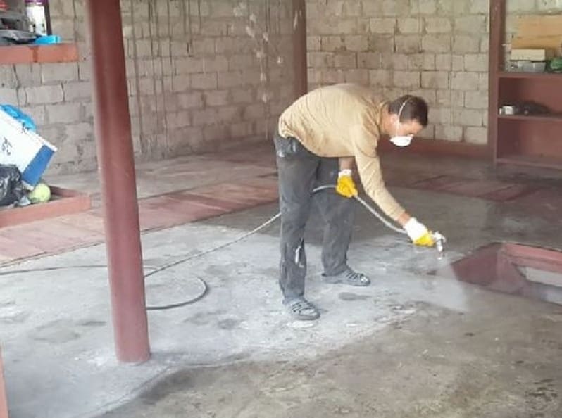 A betonpadlók portaszító kezelése fotó