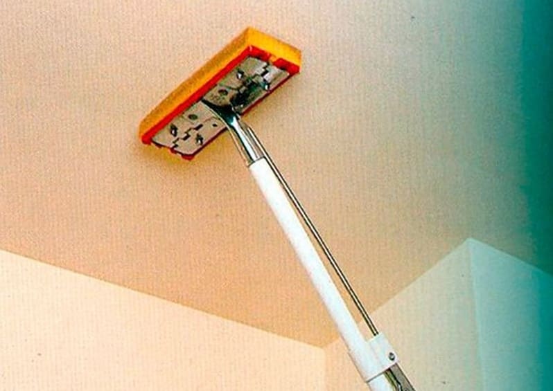 Hogyan lehet eltávolítani a vízbázisú festéket a falakról fotó
