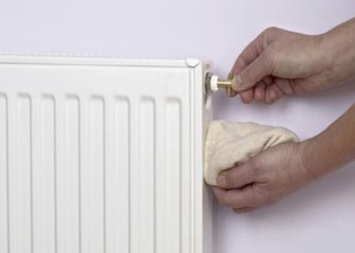 hogyan kell kicserélni a radiátort a lakásban