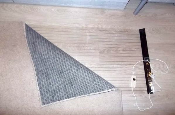 infravörös szőnyeg alatt infravörös padlófűtés fotó