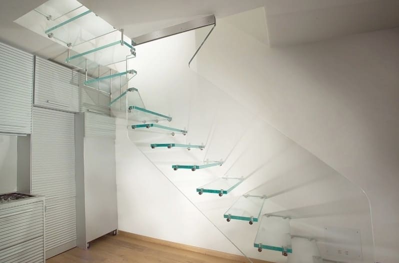 Üveg korlát lépcső fotó