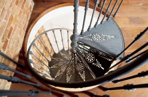 Csavart kovácsoltvas lépcsők fotó