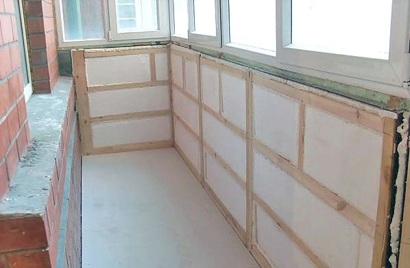 Hogyan szigeteljünk egy erkélyt saját kezűleg: egyetlen négyzetméter sem túl kicsi