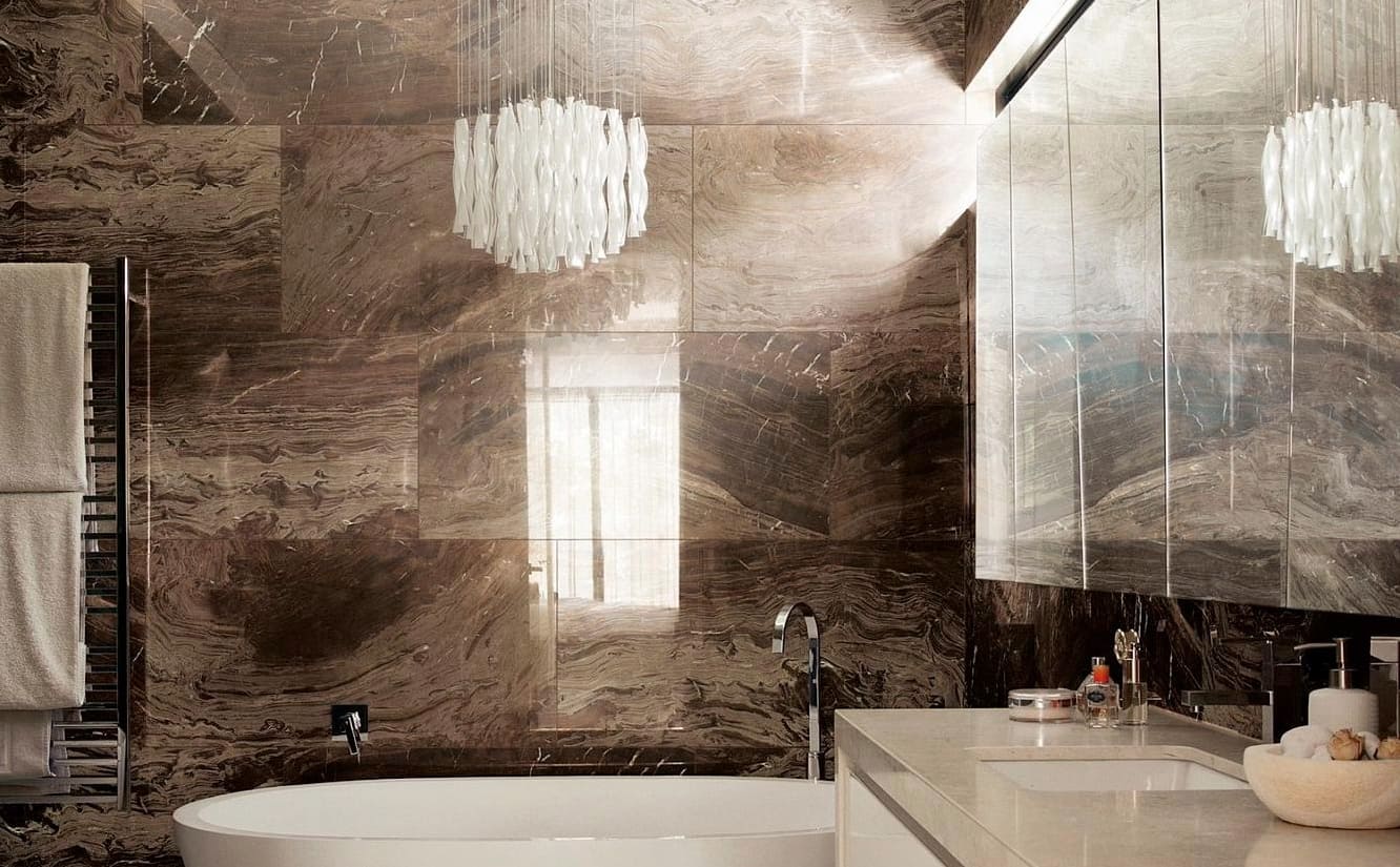 Fényes márvány fürdőszoba csempe
