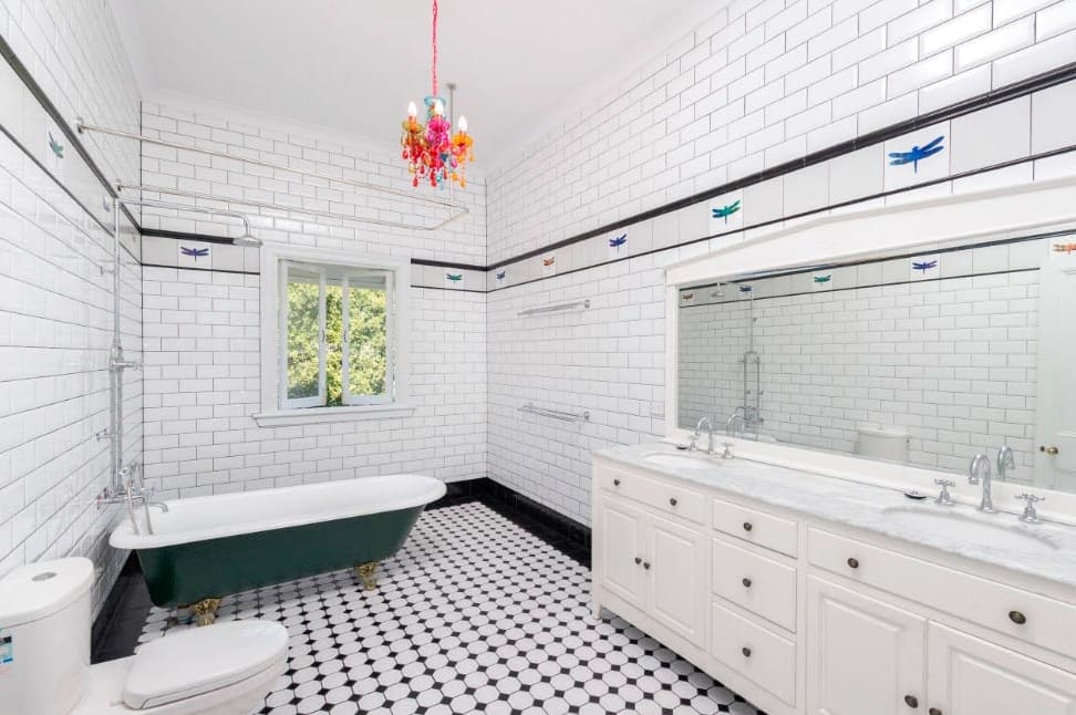 Fekete-fehér fürdőszoba tervezési változatok 27
