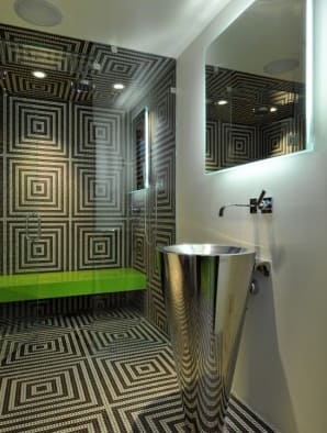 Fekete fürdőszoba: tervezési megoldások és gyakorlati tanácsok