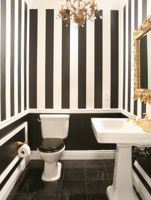 Fekete fürdőszoba: Tervezési megoldások és gyakorlati tanácsok