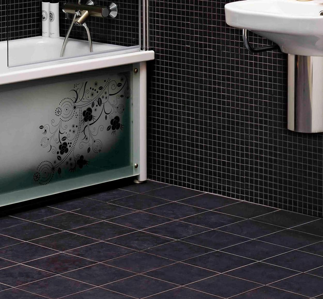 Fekete-fehér fürdőkád tervezési változatok 39