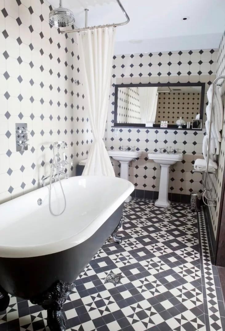 Fekete-fehér fürdőkád design változatok 12