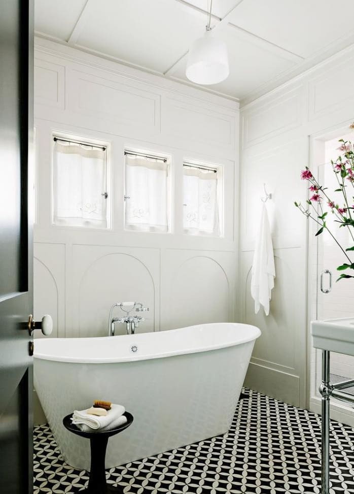 Fekete-fehér fürdőszoba csempe - több mint 80 példa gyönyörű mintákra