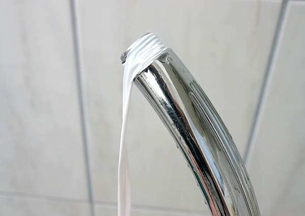 12 Tipp, hogy melyik zuhanyfejet válasszuk: típusok, anyag, rögzítés, gyártó
