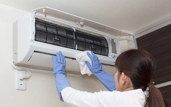 Hogyan tisztítsa meg egyedül a légkondicionálót otthon - 7 tipp