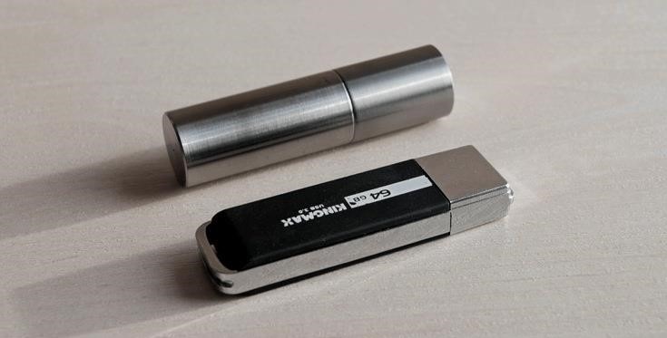 Hogyan lehet az USB flash meghajtót leállítani?