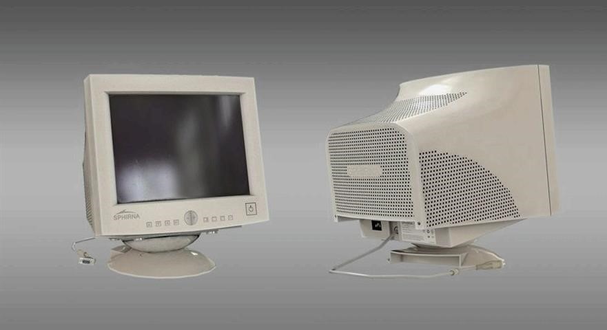 4 módja annak, hogy tévét készítsen egy régi monitorból