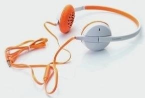 A fülbe helyezhető fejhallgató lehetővé teszi kedvenc zeneszámainak hallgatását bárhová is megy
