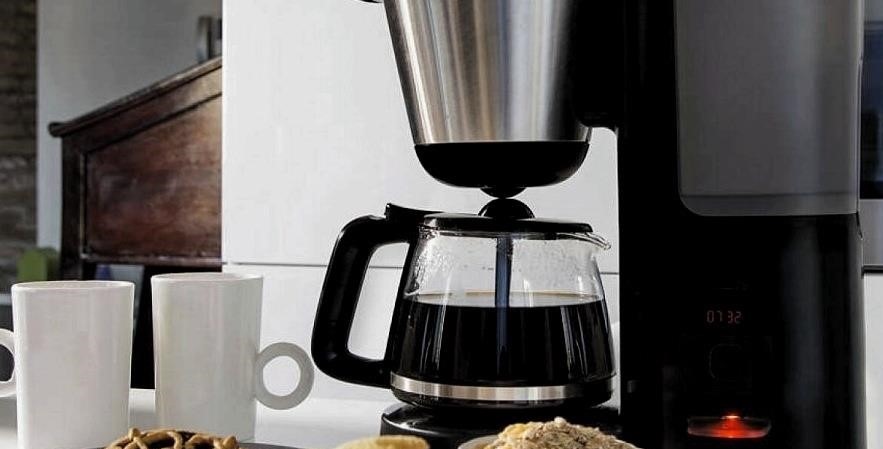 Csepegtető kávéfőző minősítése: 12 modell egy jó élénkítő italhoz