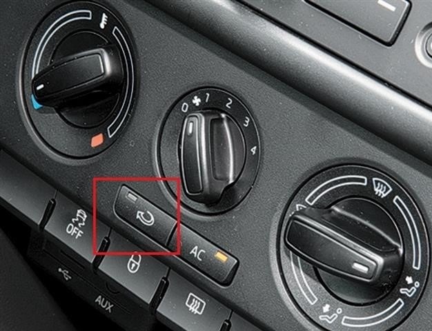 3 hülye hiba, amit a sofőrök elkövetnek, amikor hideg időben felmelegítik az autót