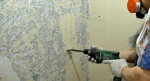 Hogyan távolítsuk el a festéket a fürdőszoba faláról saját kezűleg