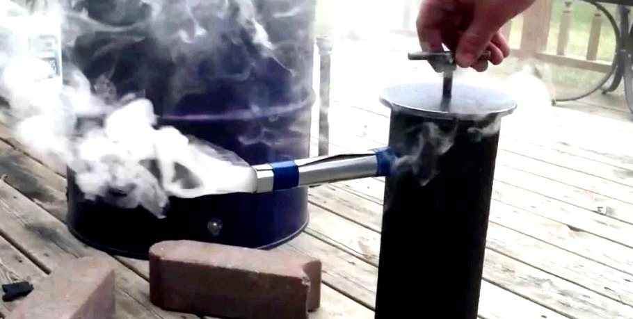 Hogyan készítsünk saját füstölőházat