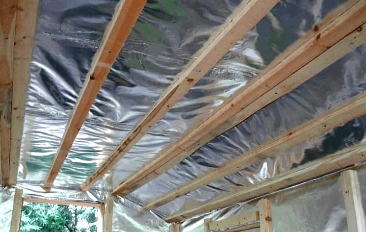 A mennyezet szigetelése egy hideg tetővel rendelkező házban: a szigetelés kiválasztása, vastagságszámítás