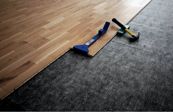 Hibák a laminált padló fektetésénél: gyakori és nem olyan