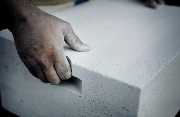 Módszerek a falak vakolt betonból történő vakolására beltérben