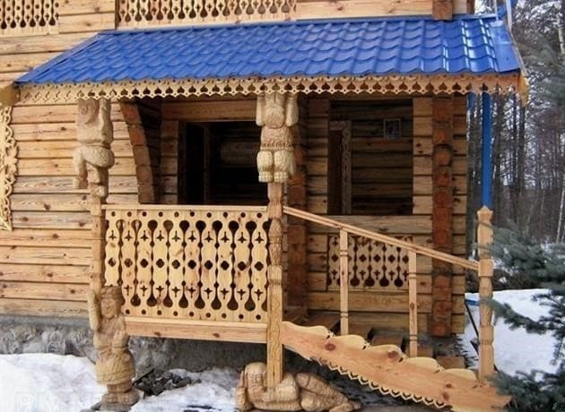 Faragott veranda típusai: Barkács építési utasítások - fa kiválasztása + videó