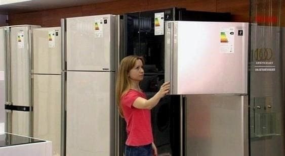 A hűtőszekrény áramfogyasztása: havonta, évente