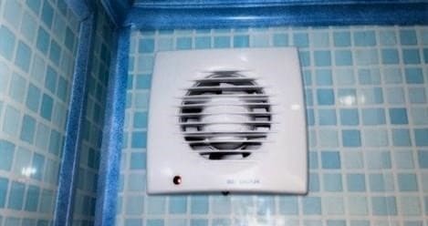 A nedves fürdőszoba a legjobb módszer a páratartalom csökkentésére. 70 fotó az optimális megoldásokról