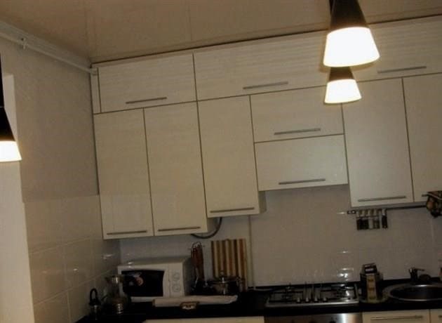 Kis konyha kialakítása 6 négyzetméter. méter: az optimális elrendezés példái fényképpel