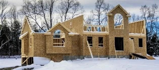 Melyik szakaszban jobb szünetet tartani a ház építésében télen?