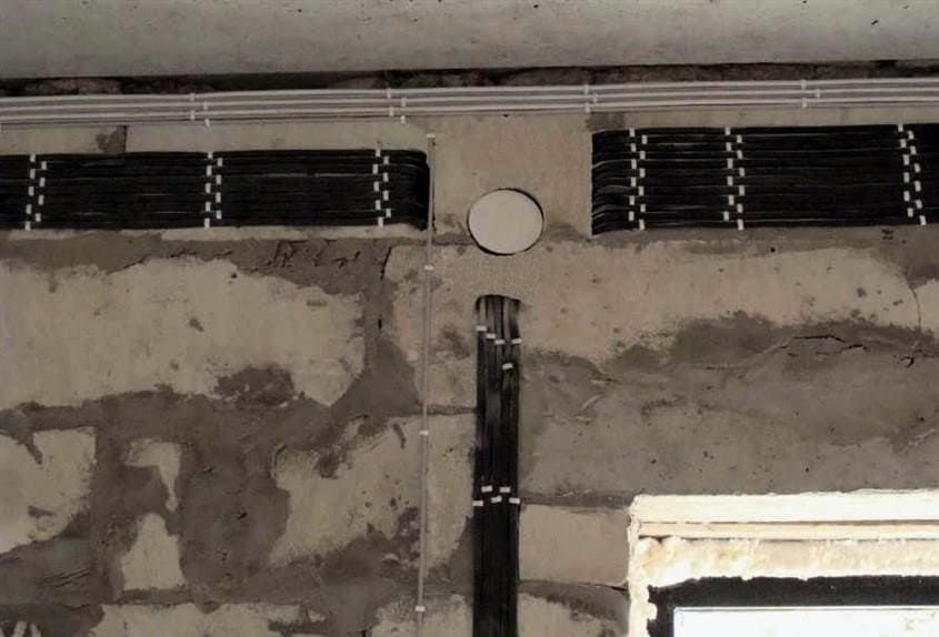 Az elektromos vezetékek telepítése egy lakásban aprítás nélkül