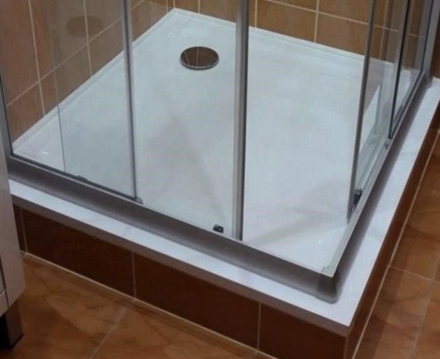 Hogyan készítsünk zuhanykabint saját kezűleg téglákból és csempékből
