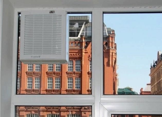 DIY ablak légkondicionáló felszerelése: szakaszok és jellemzők