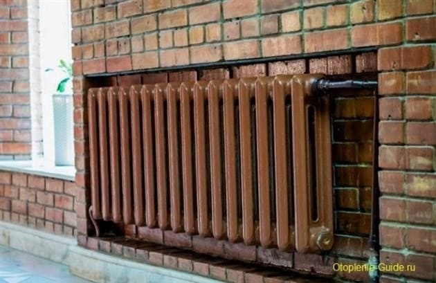 Miből készülnek a régi radiátorok? Hogyan lehetne másként használni a régi öntöttvas elemeket