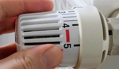 A fűtőtest melyik hőmérséklet-szabályozóját jobb felszerelni és hogyan kell csinálni