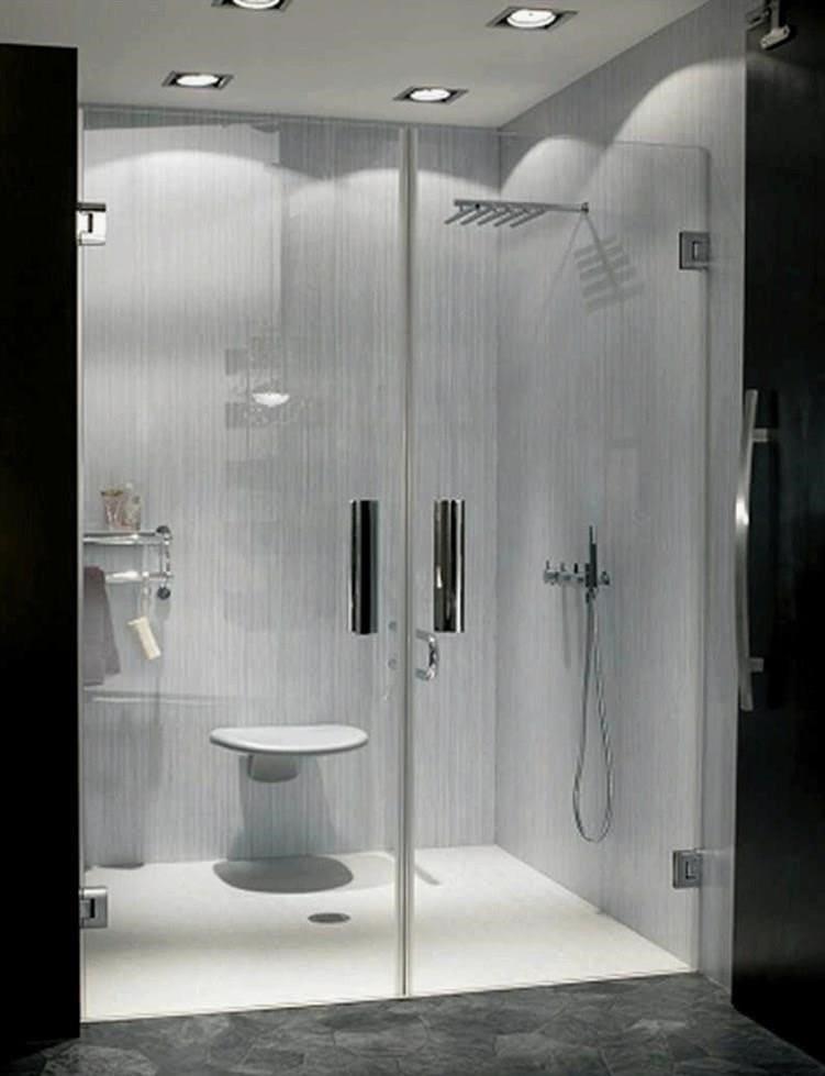 Üveg zuhanykabinhoz: hogyan válasszuk ki és telepítsük magunk